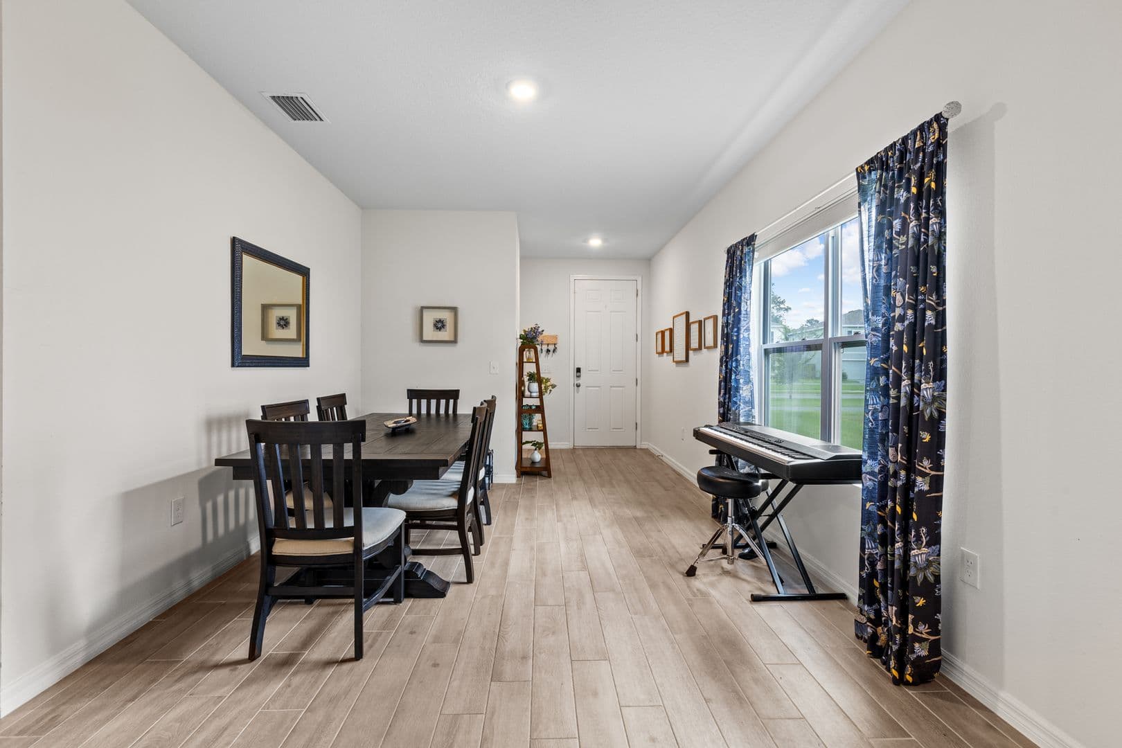 Newberry House: 1447 NW 136th Blvd