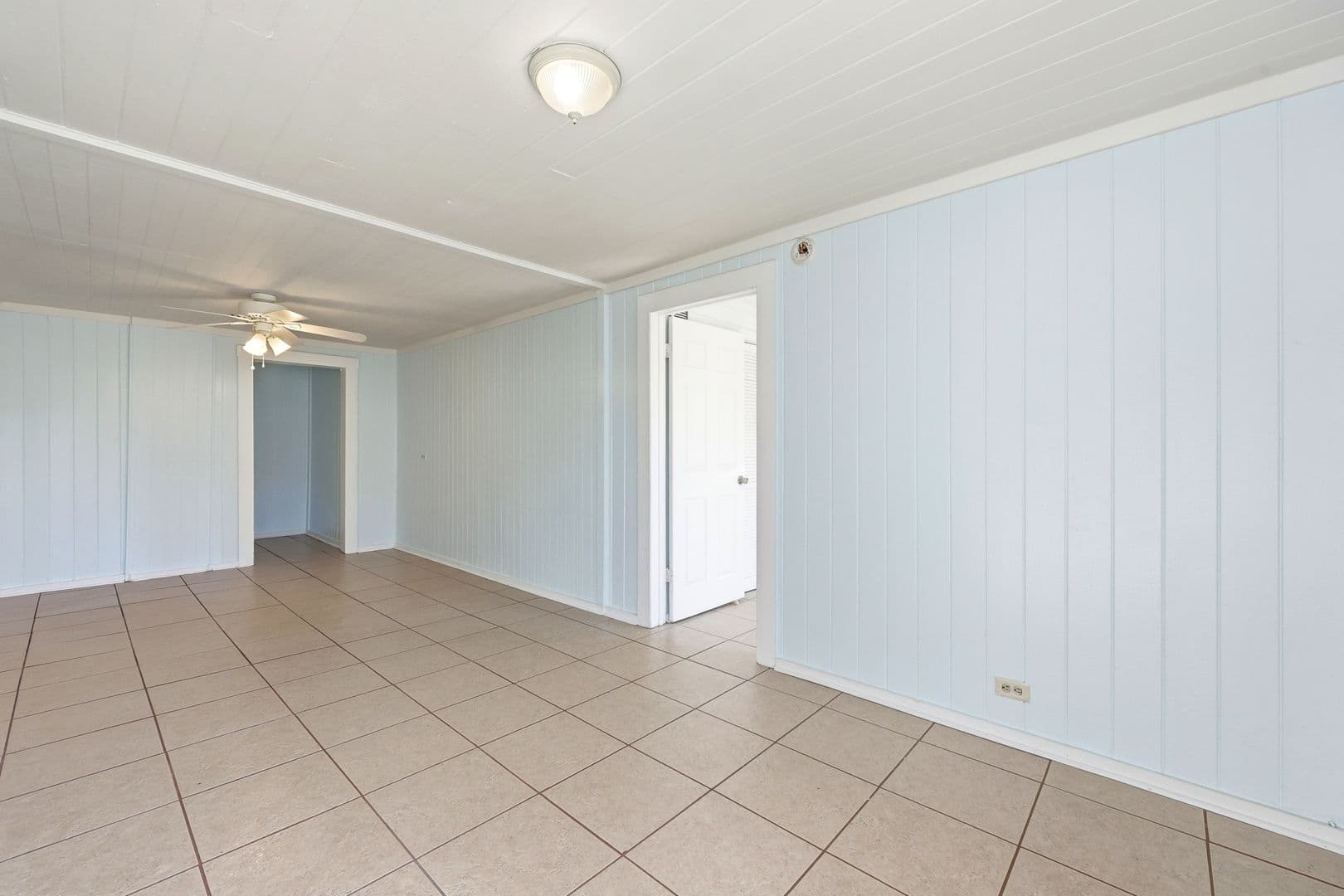 Neptune Beach Apartment: 228 Oleander Street