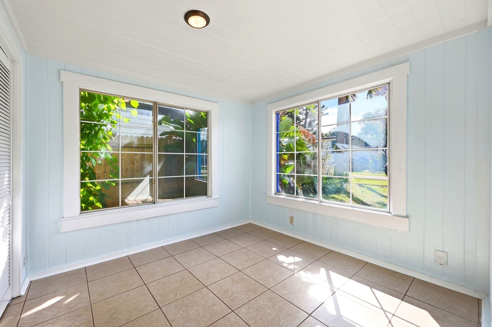 Neptune Beach Apartment: 228 Oleander Street