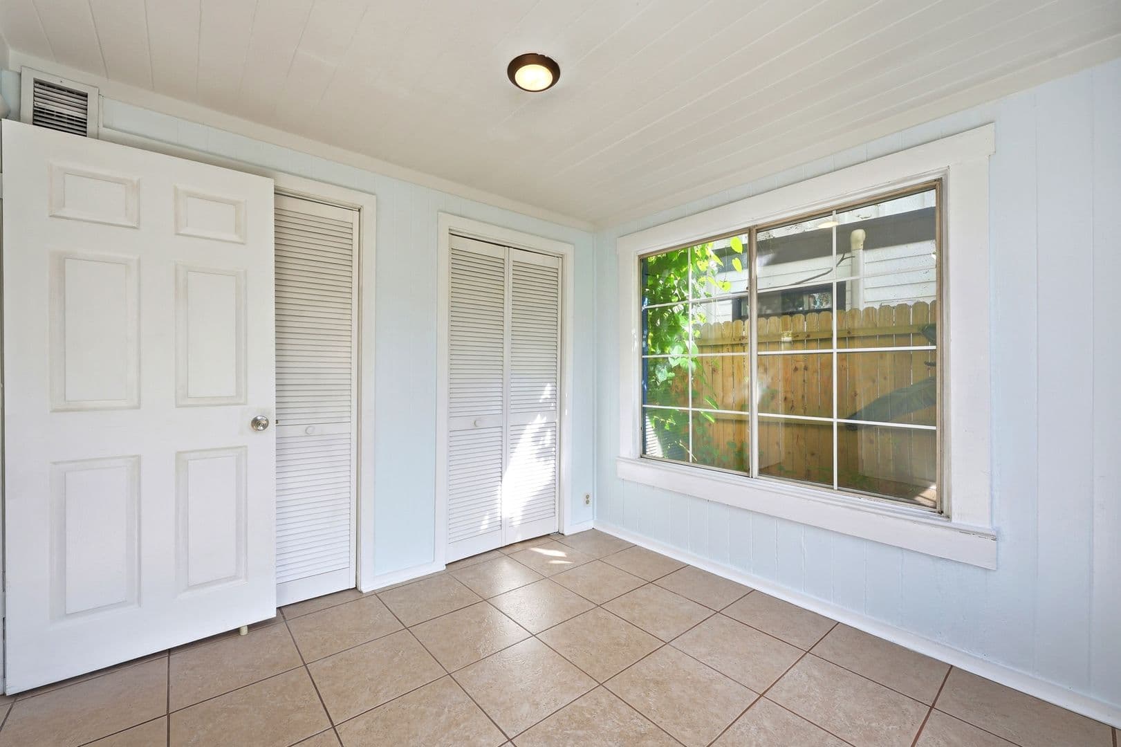 Neptune Beach Apartment: 228 Oleander Street