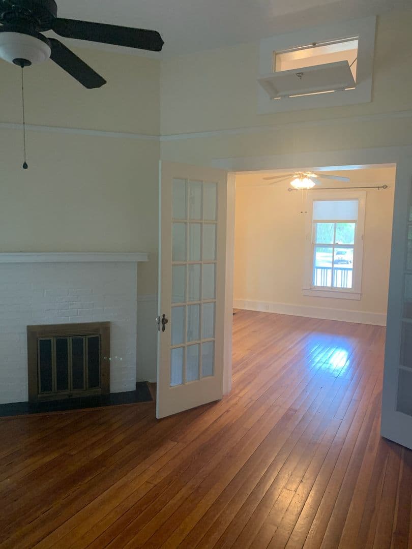 Gainesville House: 220 NE 7th Street