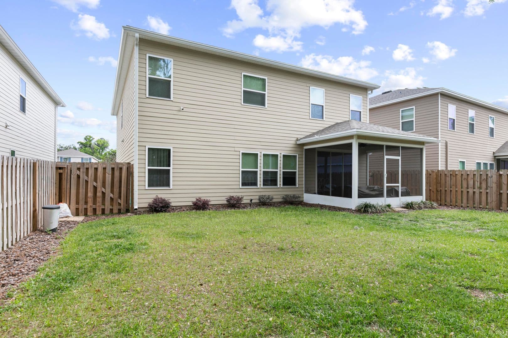 Newberry House: 1454 NW 136th Blvd