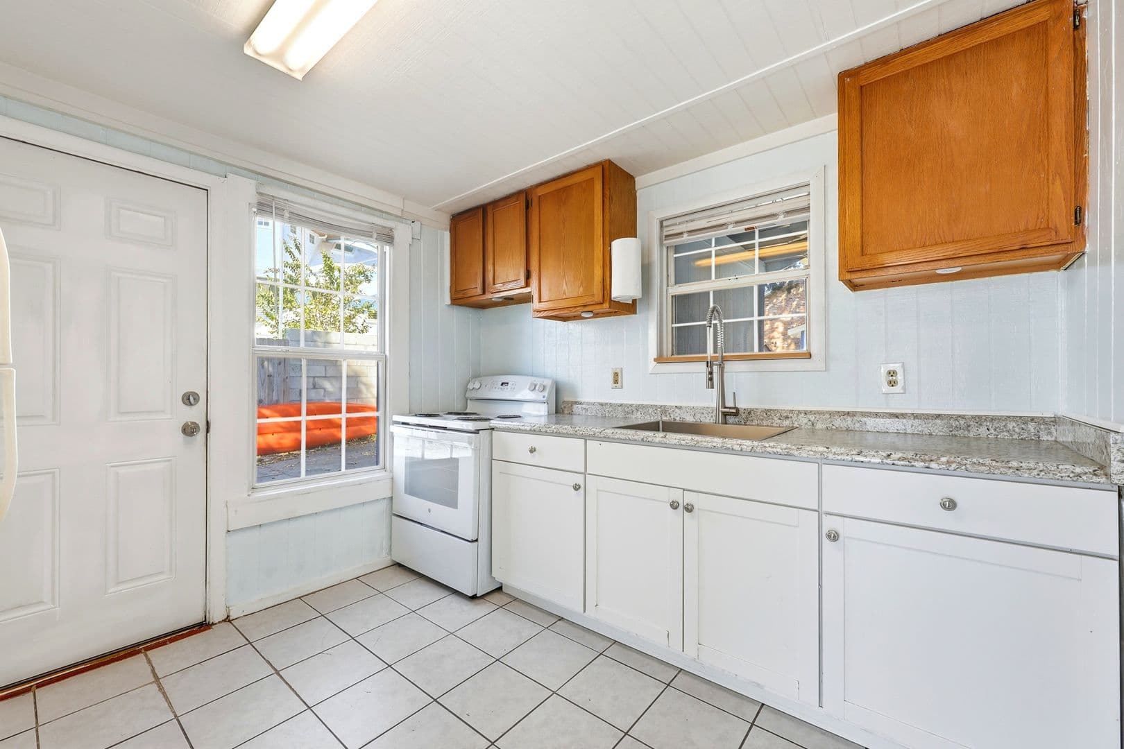Neptune Beach Apartment: 228 Oleander Street