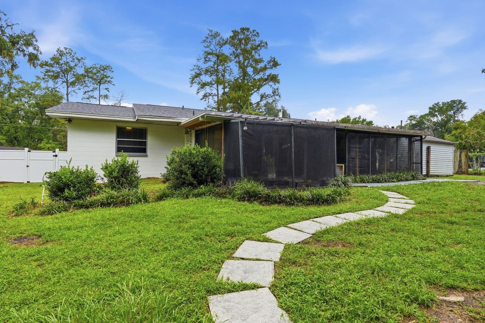 Gainesville House: 4731 NW 39 Street