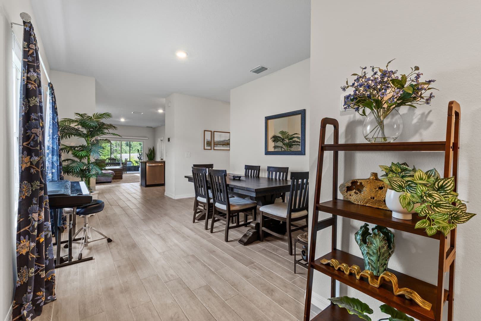 Newberry House: 1447 NW 136th Blvd