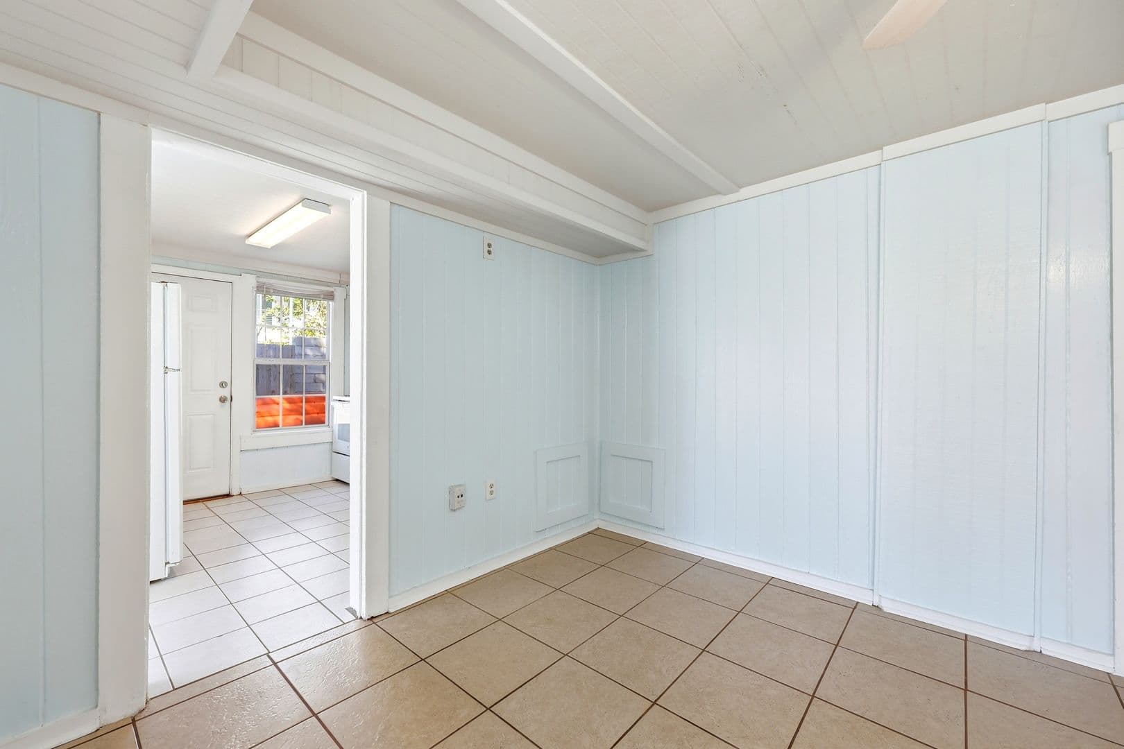 Neptune Beach Apartment: 228 Oleander Street