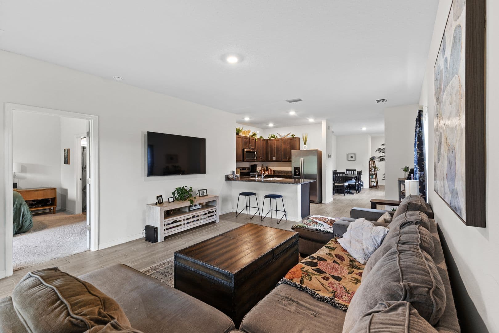 Newberry House: 1447 NW 136th Blvd