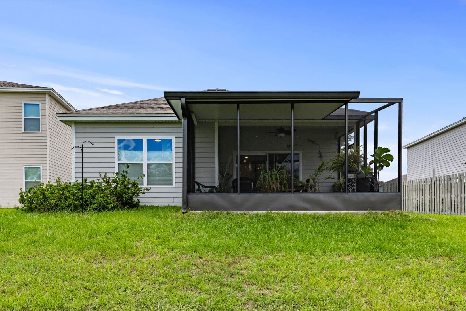 Newberry House: 1447 NW 136th Blvd