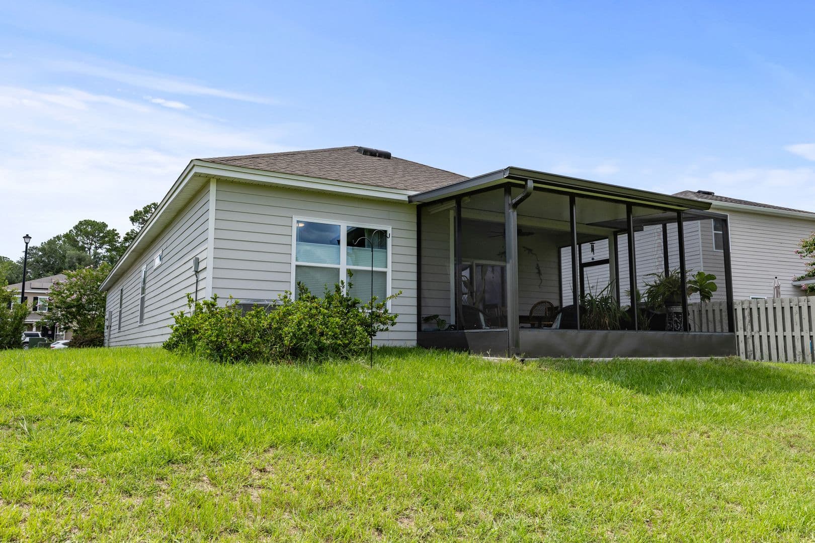 Newberry House: 1447 NW 136th Blvd