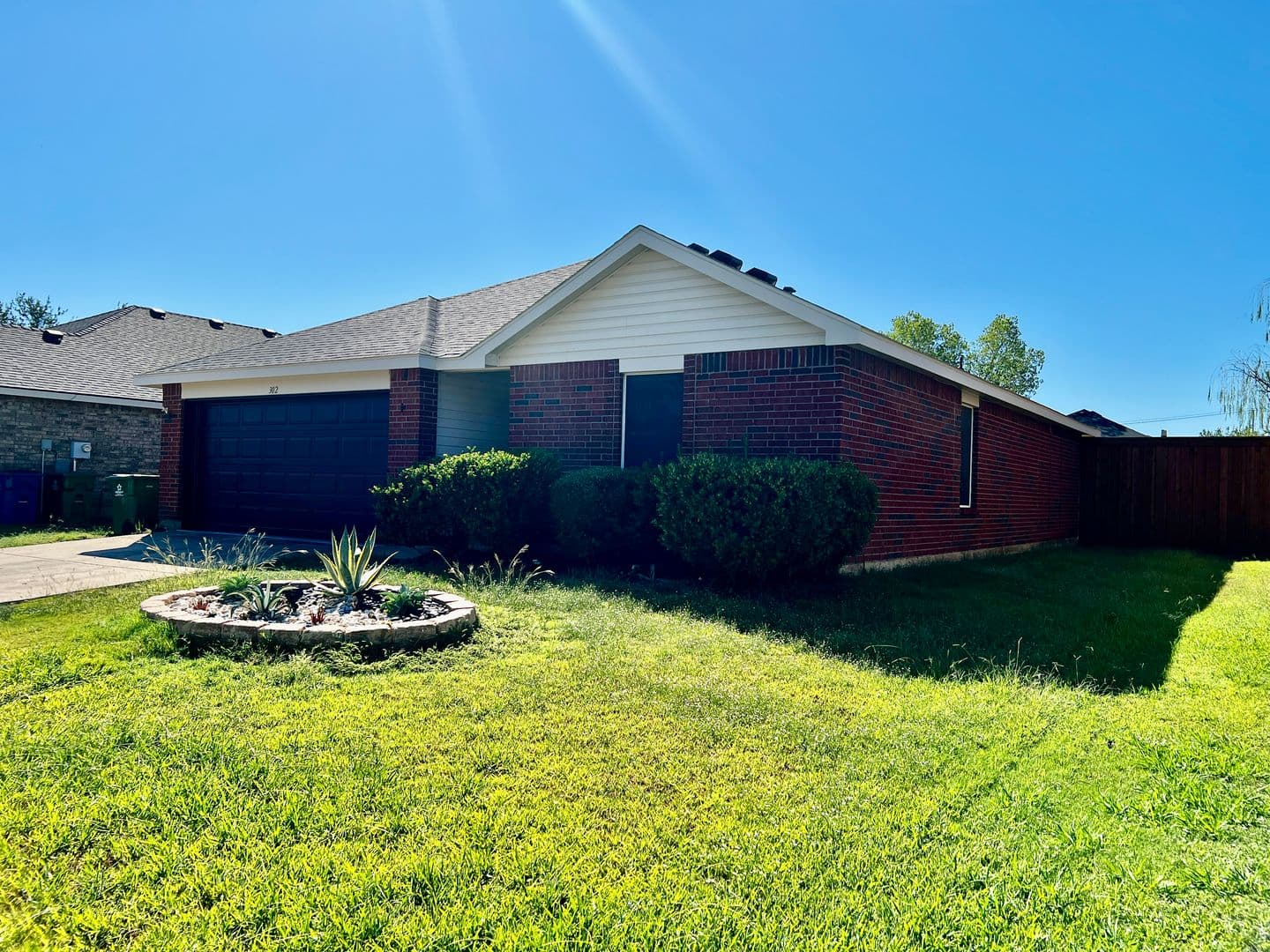 Sanger House: 302 Quail Crossing Drive