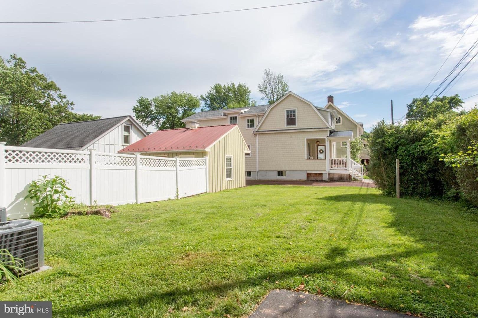 Doylestown Apartment: 34 S Clinton St