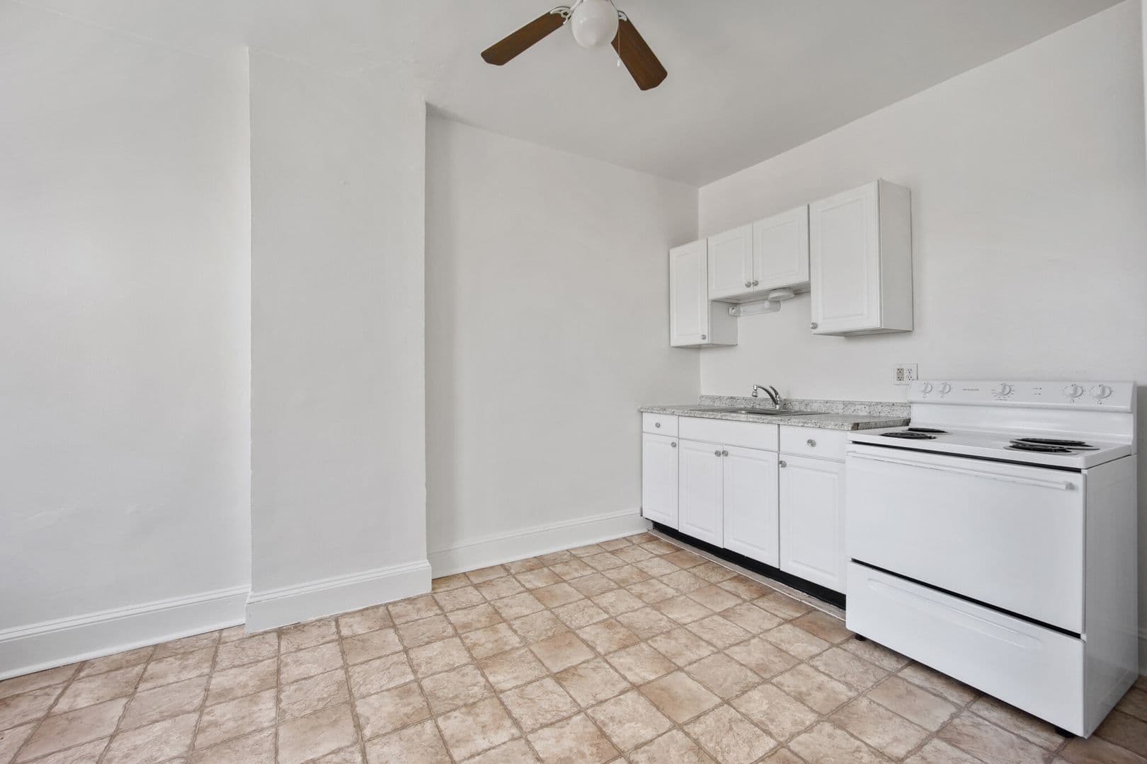 Bristol Apartment: 800-804 Beaver st