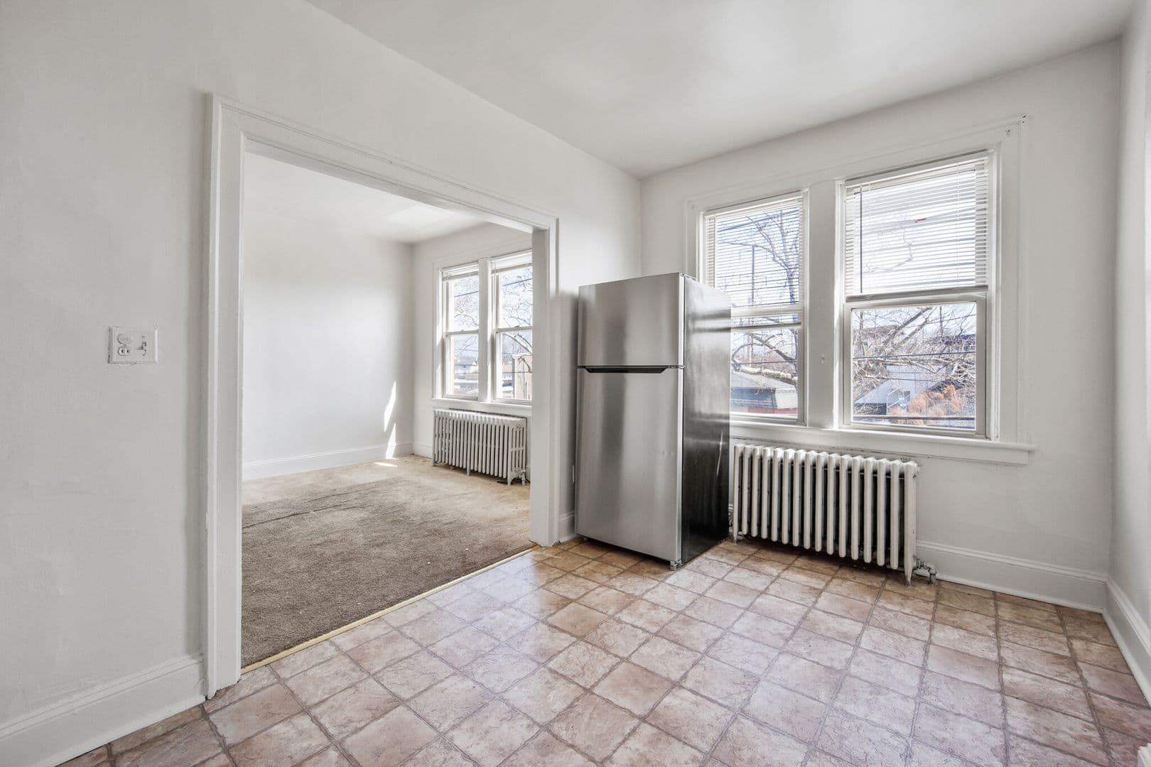 Bristol Apartment: 800-804 Beaver st