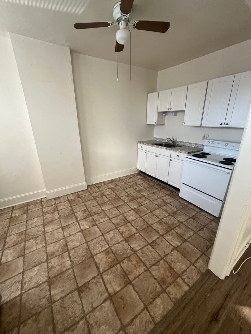 Bristol Apartment: 800-804 Beaver st