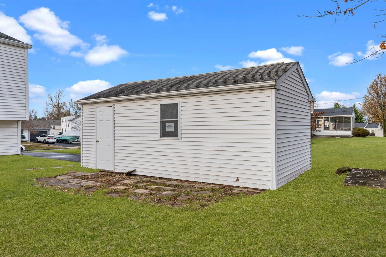 Warminster House: 131 Kipling Dr