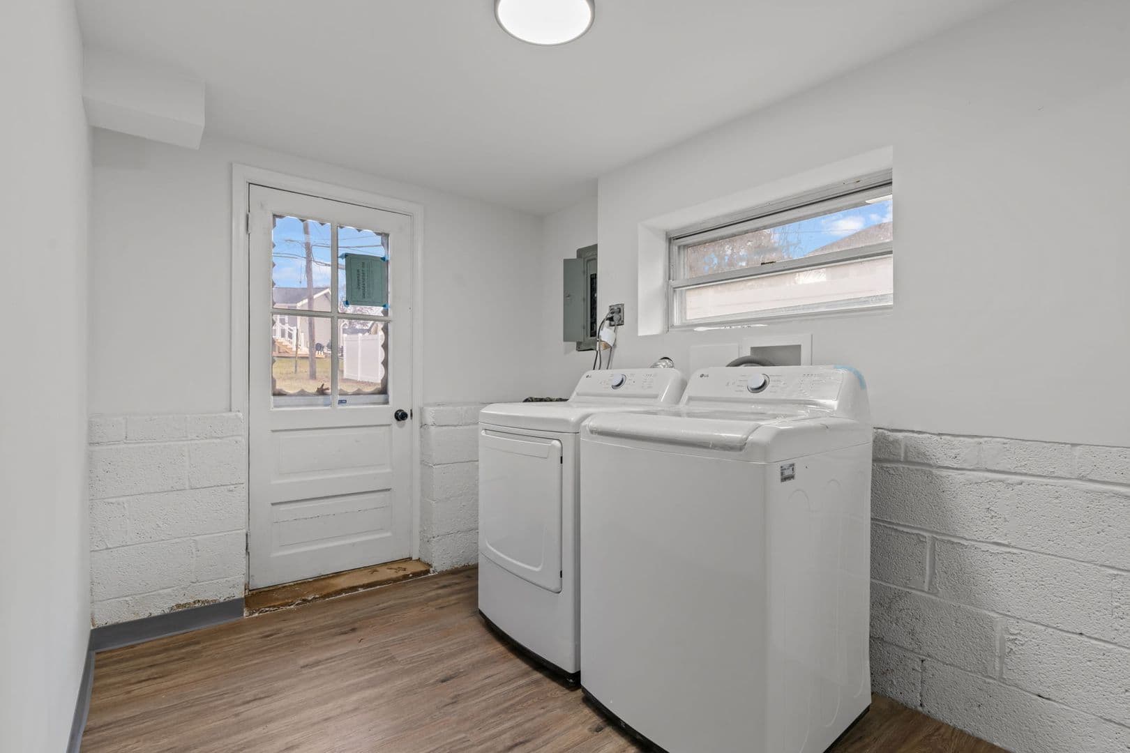 Warminster House: 131 Kipling Dr
