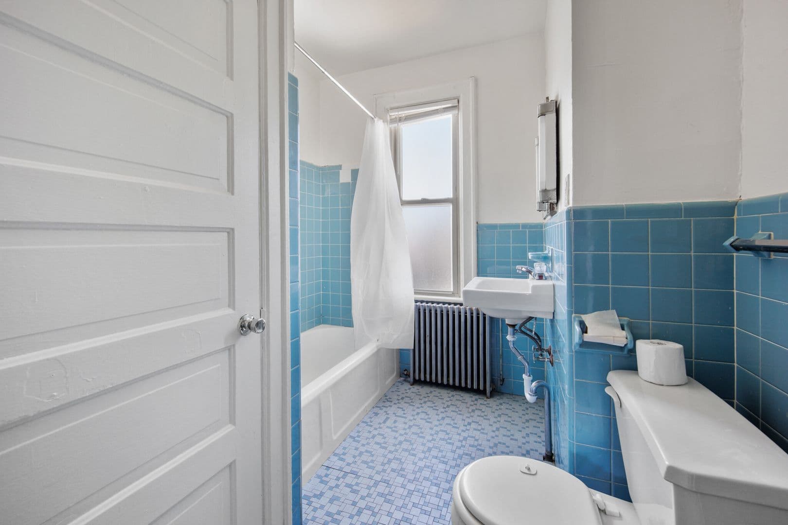 Bristol Apartment: 800-804 Beaver st