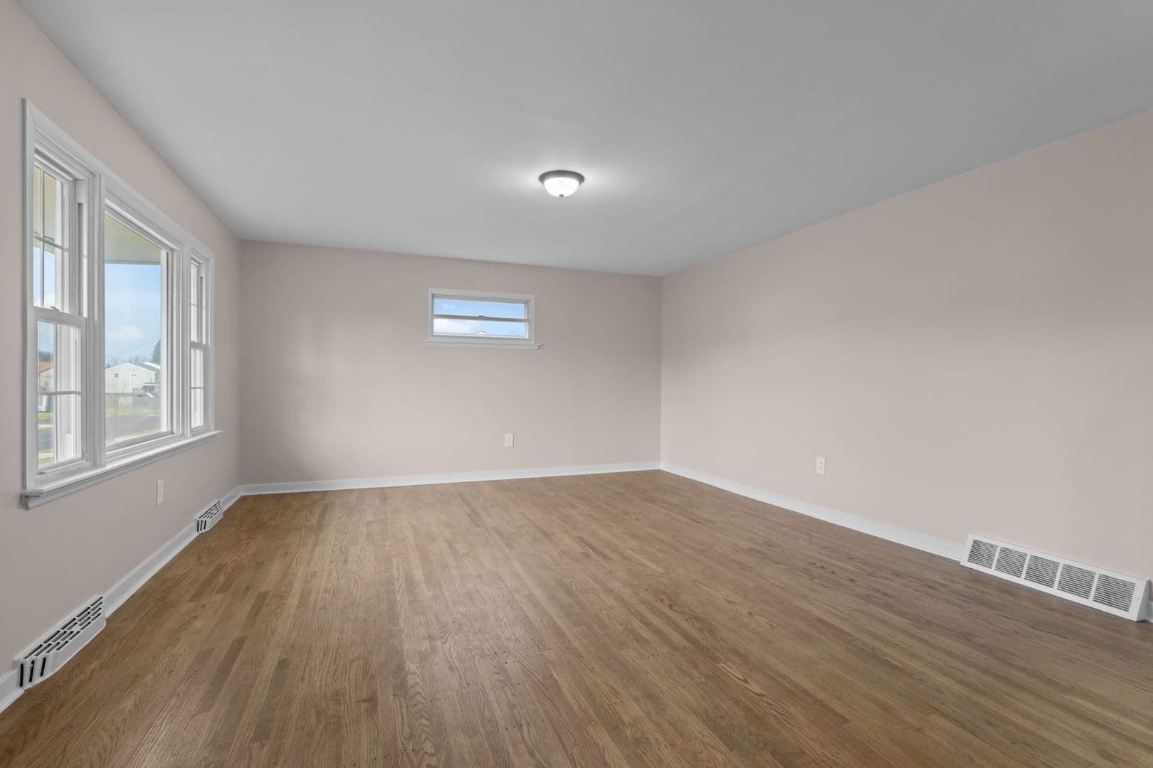 Warminster House: 131 Kipling Dr