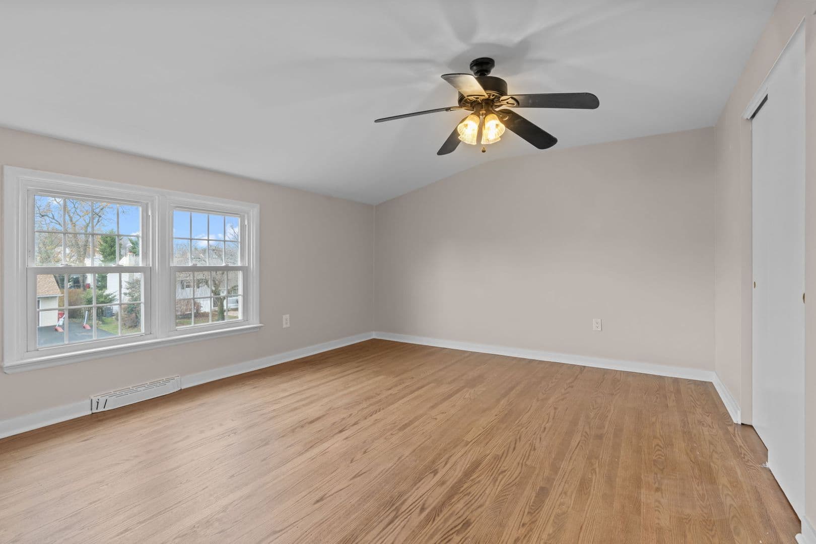 Warminster House: 131 Kipling Dr