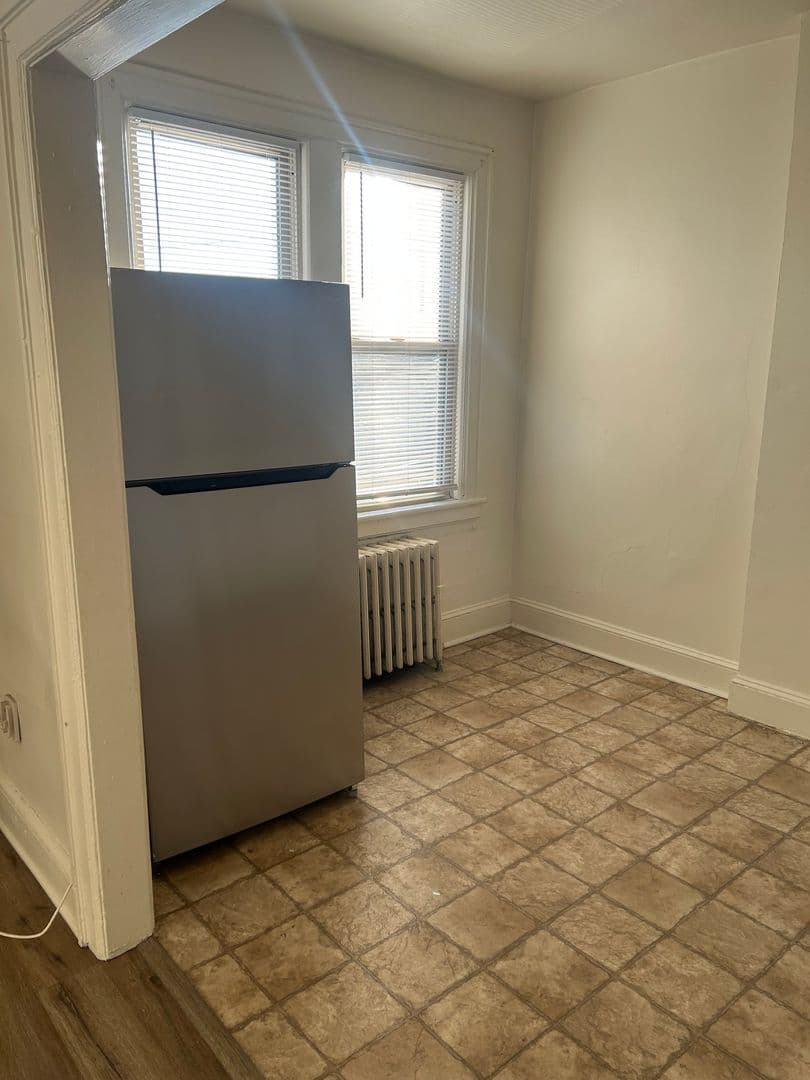 Bristol Apartment: 800-804 Beaver st