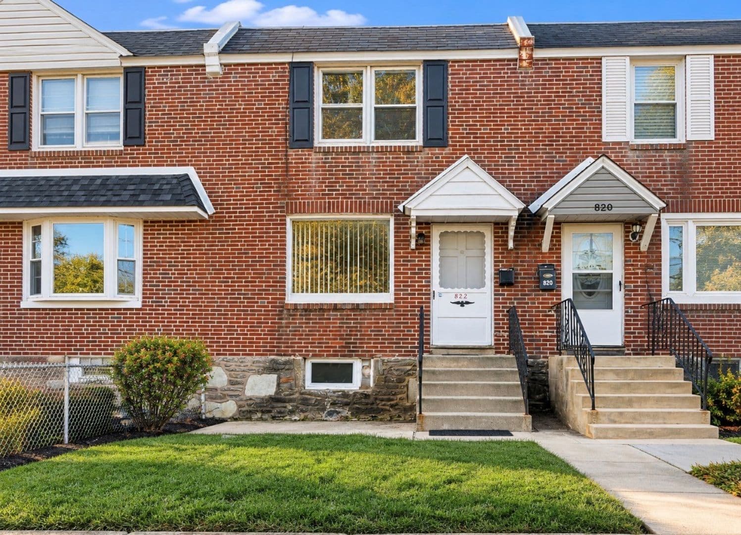 Bristol House: 822 4th Ave