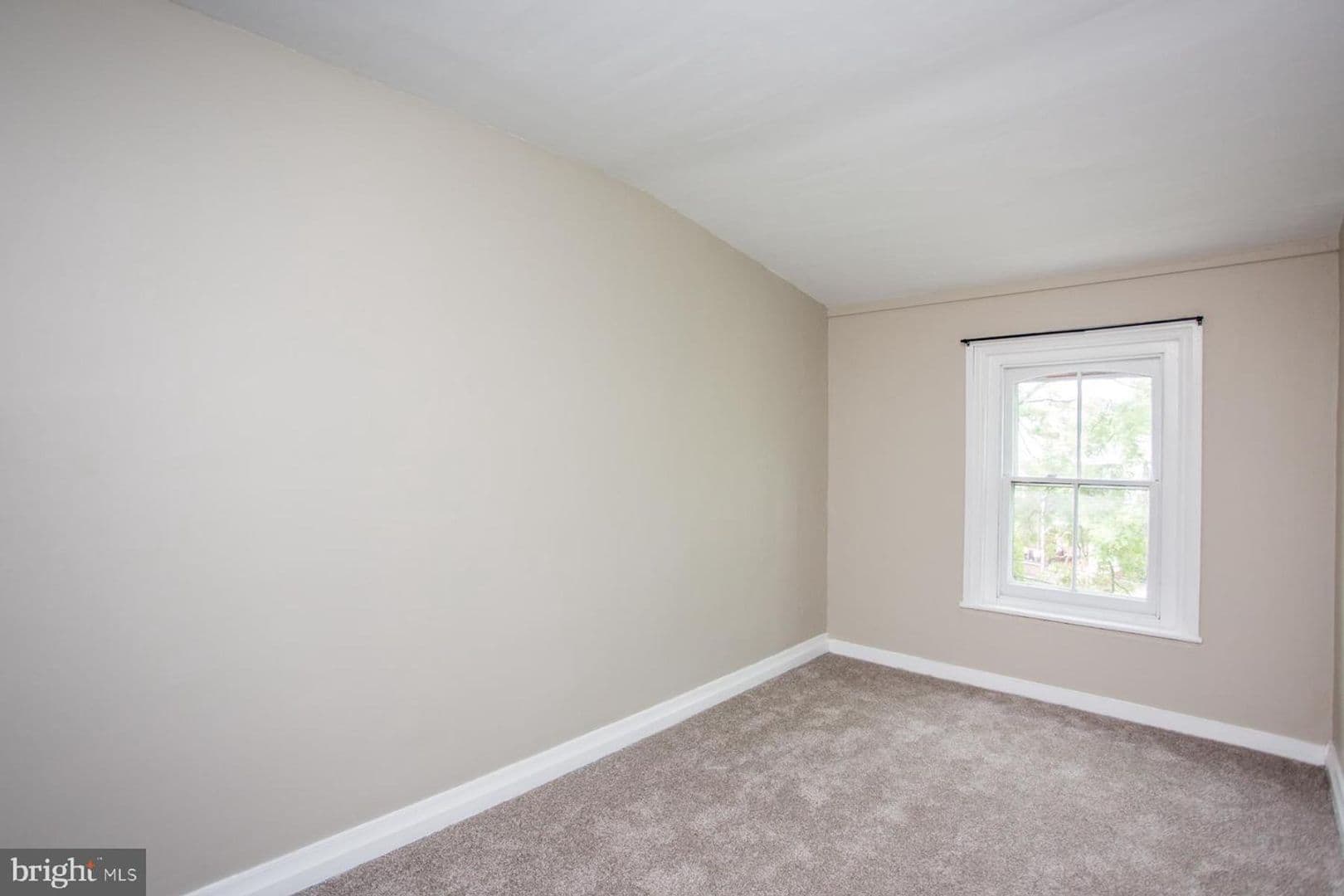 Doylestown Apartment: 34 S Clinton St