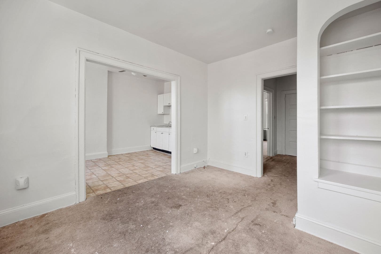 Bristol Apartment: 800-804 Beaver st