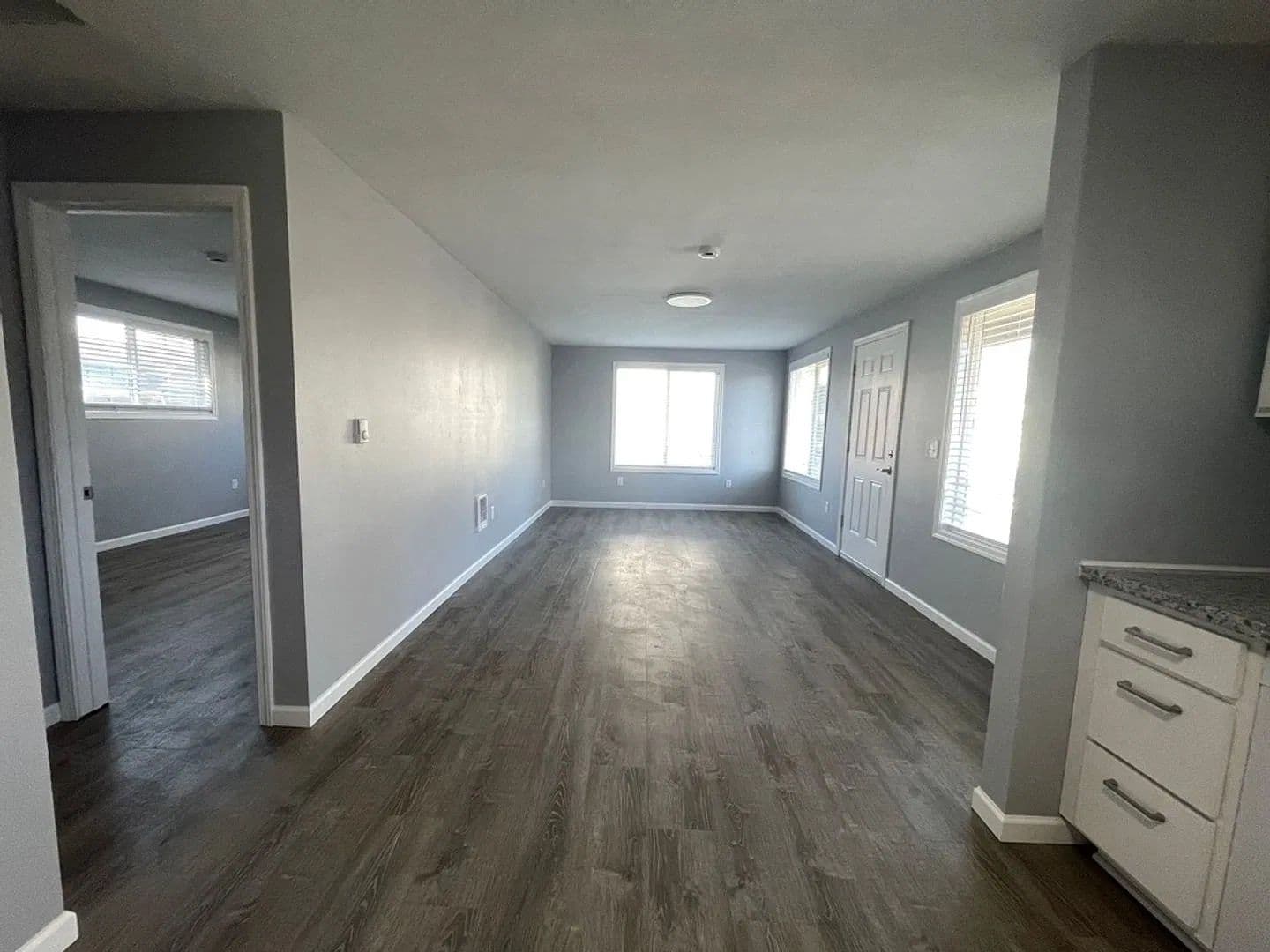 Corvallis Apartment: 28820-28836 Highway 34