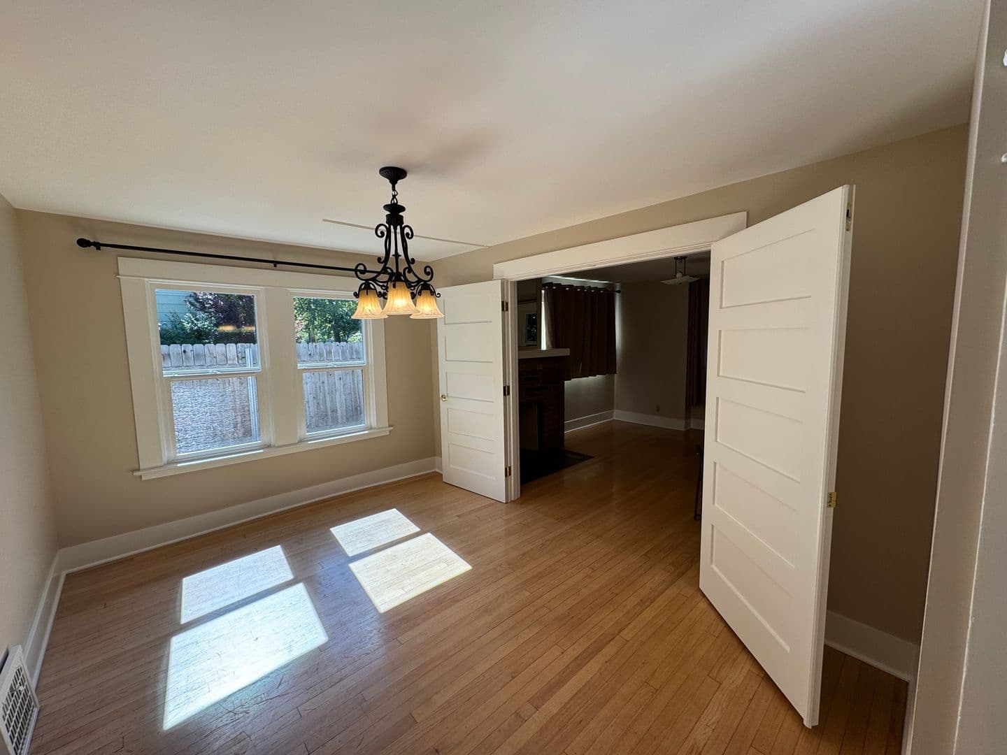Corvallis House: 227 SW 7th Street