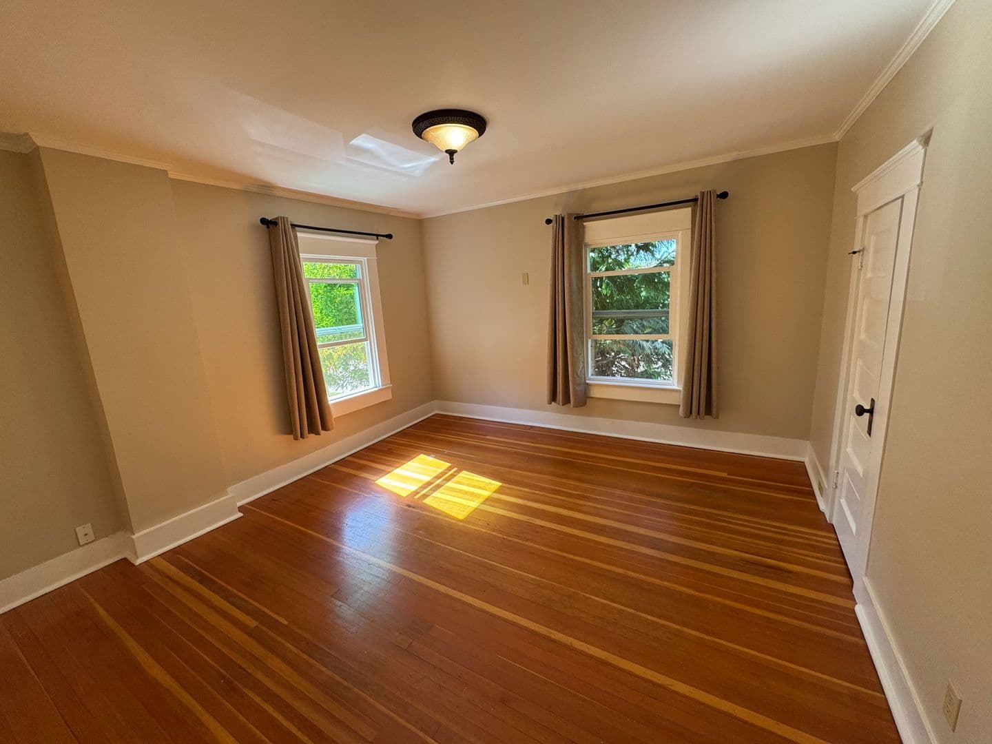 Corvallis House: 227 SW 7th Street