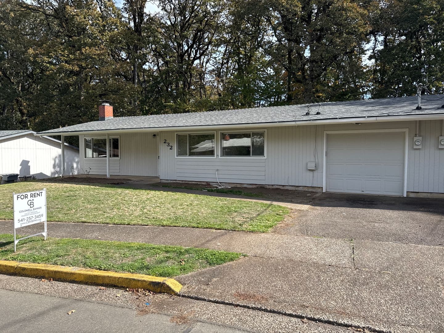 Adair Village Apartment: 230-232 NE Azalea Drive