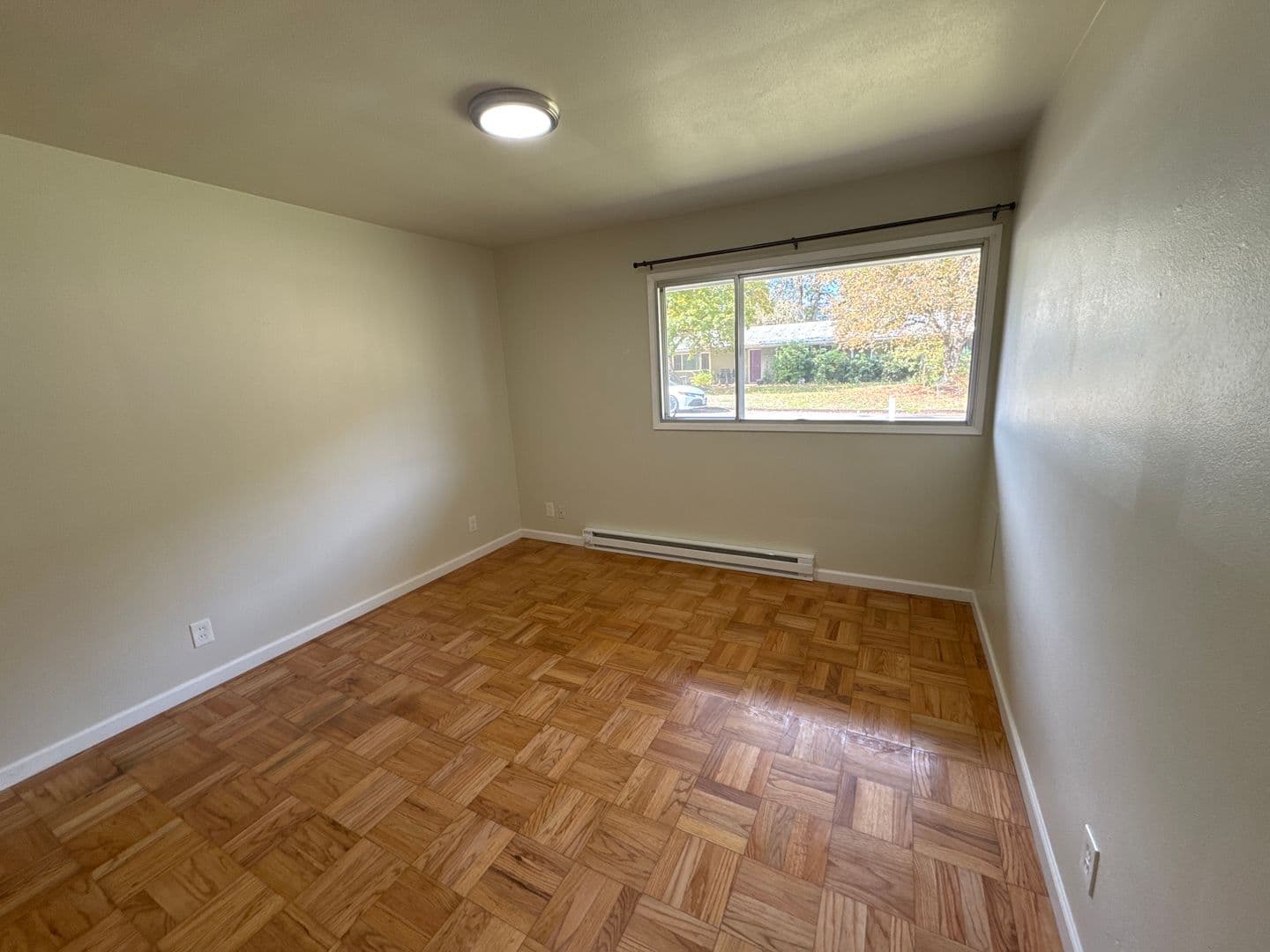Adair Village Apartment: 230-232 NE Azalea Drive