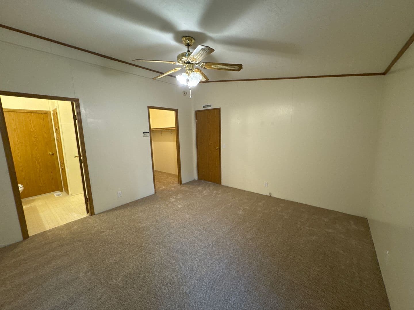 Albany Apartment: 2110 Geary St SE