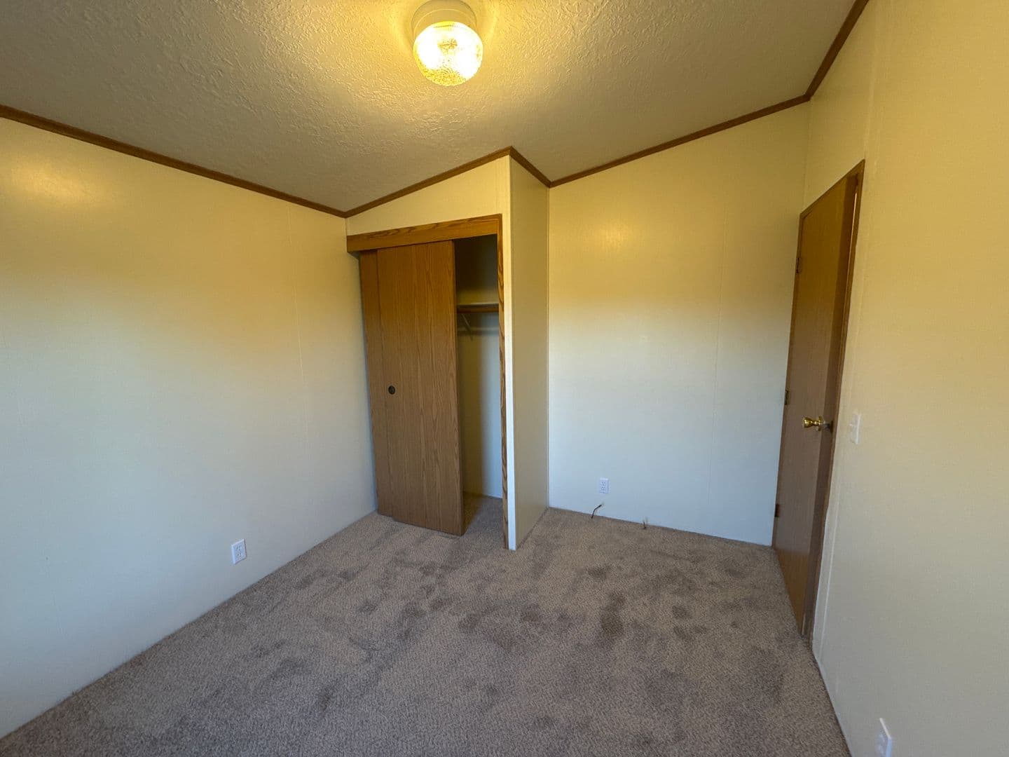 Albany Apartment: 2110 Geary St