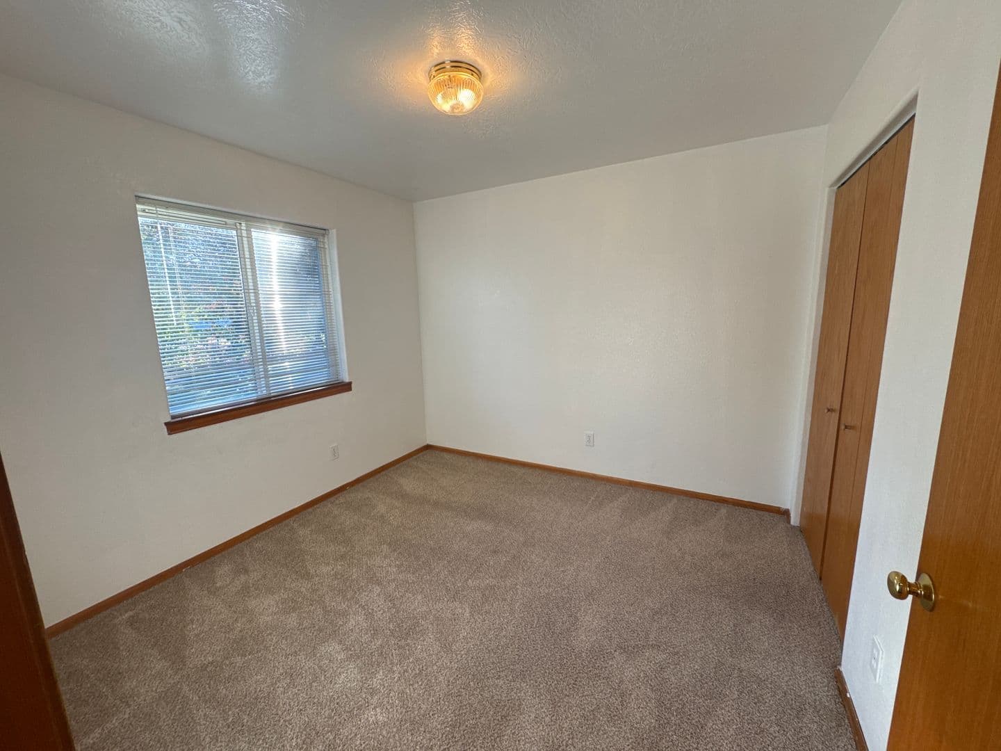 Albany Apartment: 2635 Lyon Street SE