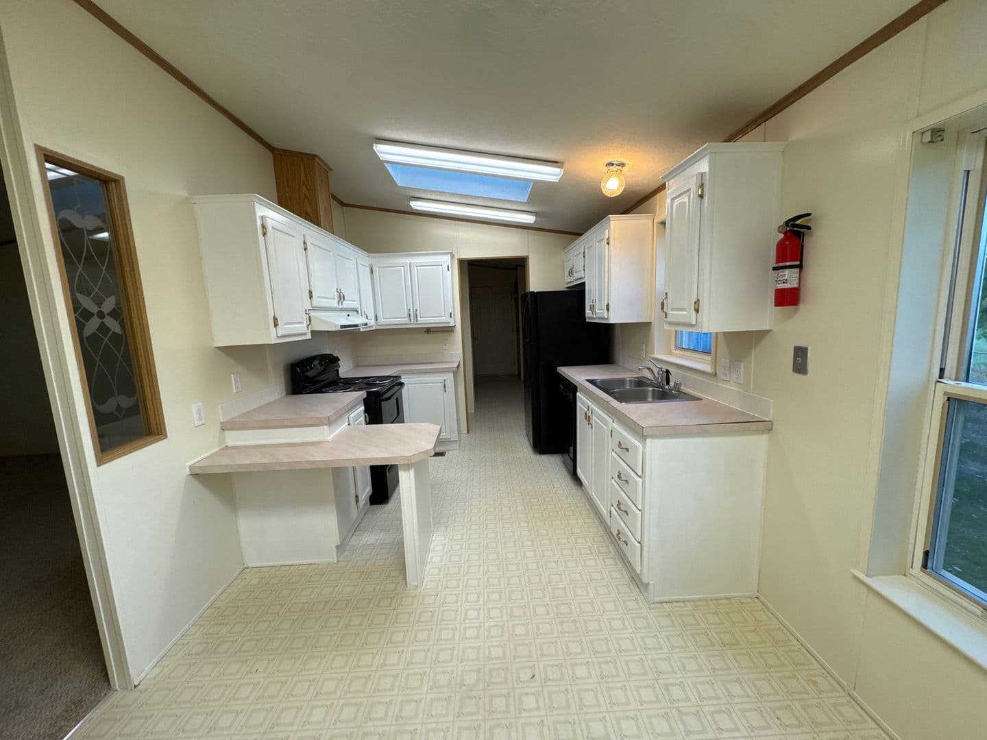 Albany Apartment: 2110 Geary St SE