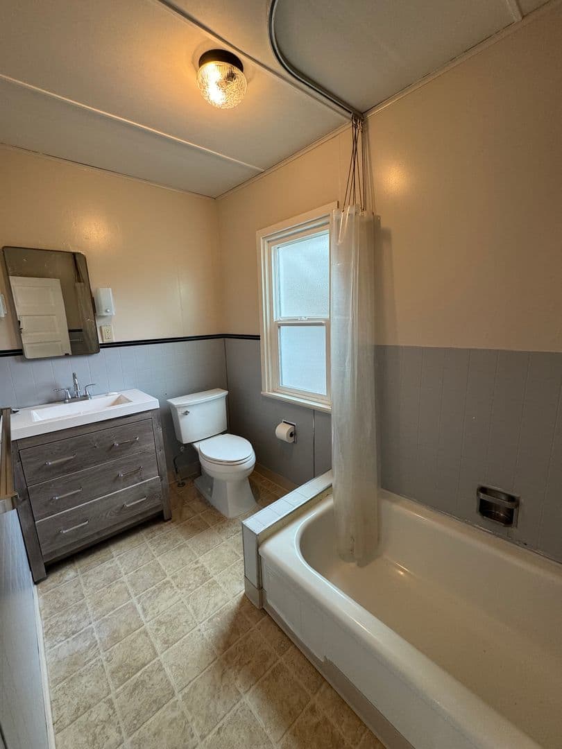 Corvallis House: 227 SW 7th Street