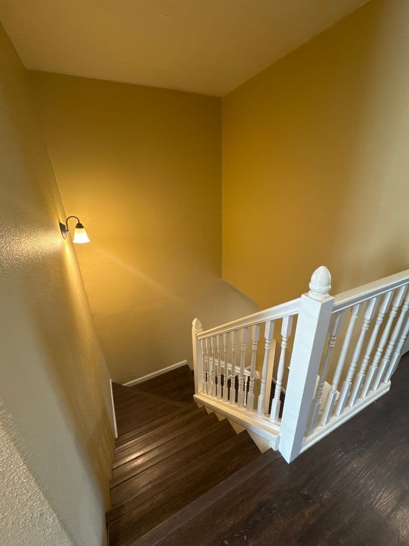 Albany Townhome: 2570 SE 16th Ave