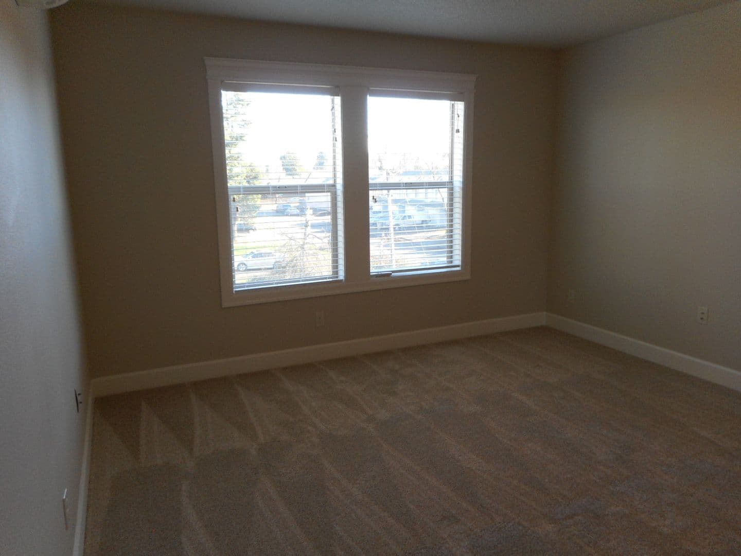Albany Townhome: 1555 Dolores Way SE