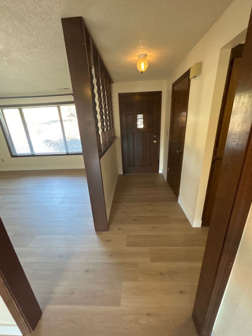 Corvallis House: 1012 SE Dorothy Ave