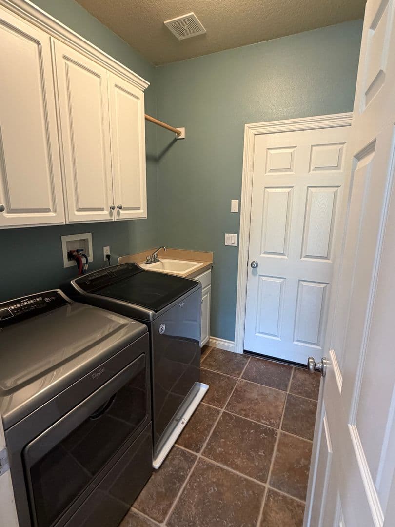 Corvallis House: 4318 SW Agate Ave