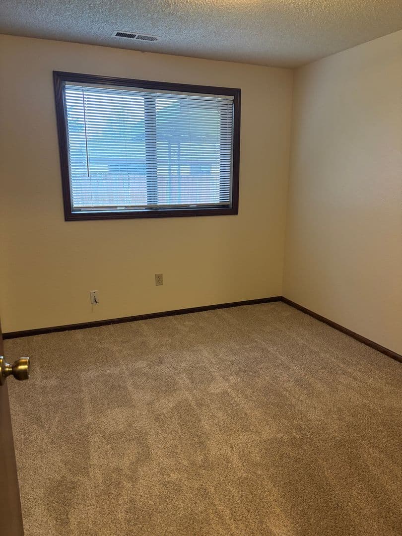 Corvallis House: 1012 SE Dorothy Ave
