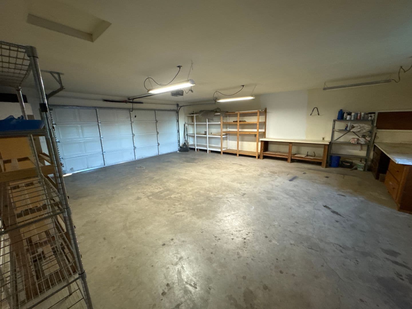 Albany Apartment: 2110 Geary St