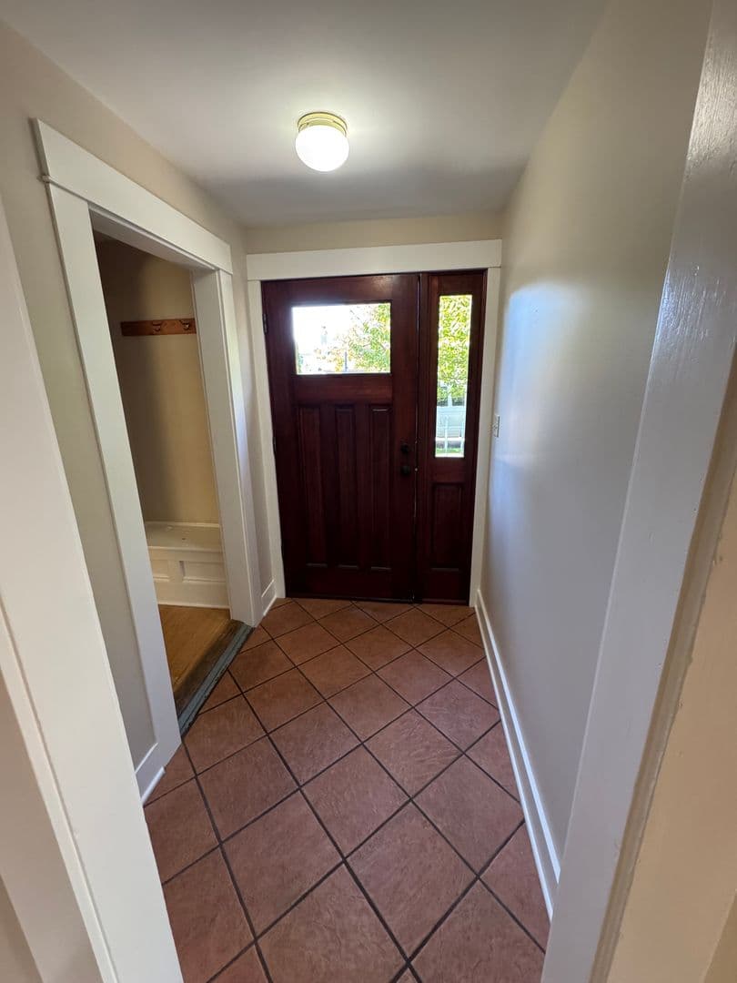 Corvallis House: 227 SW 7th Street