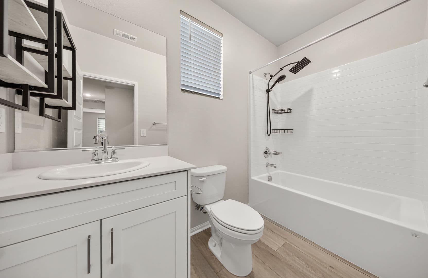 Redlands House: 974 Domestic Ave