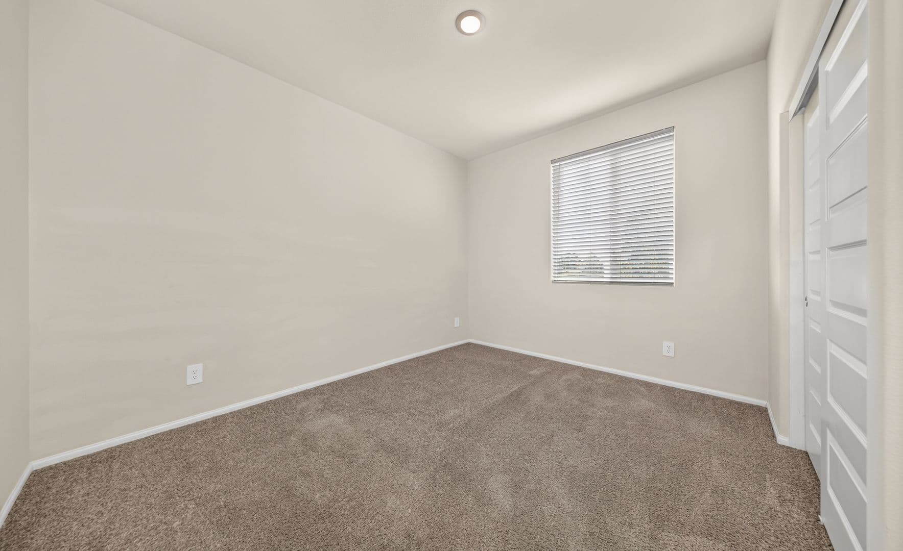 Redlands House: 974 Domestic Ave