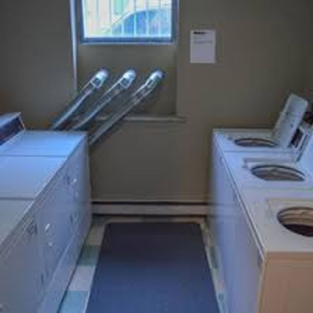 Chicago Apartment: 126 S. Central