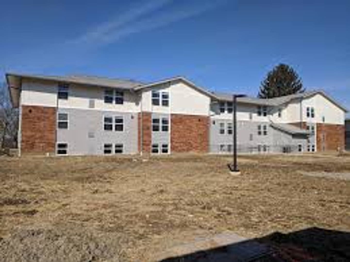 Columbus Apartment: 4573 Westport Rd.