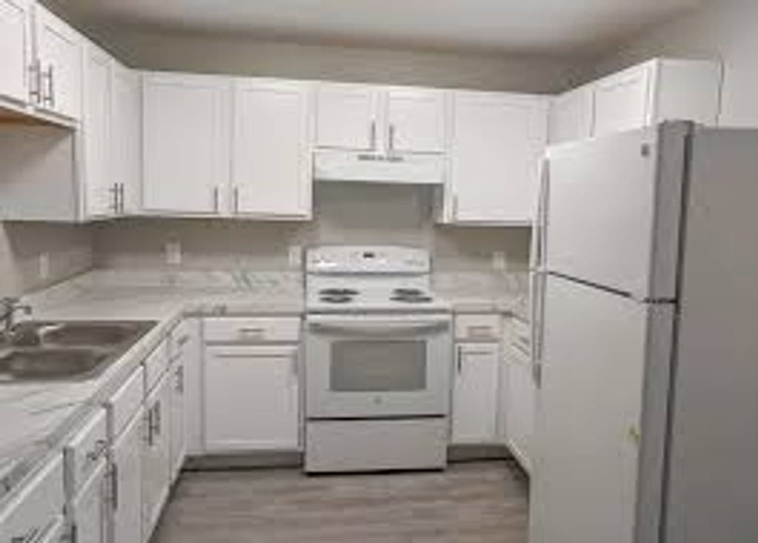 Columbus Apartment: 4573 Westport Rd.