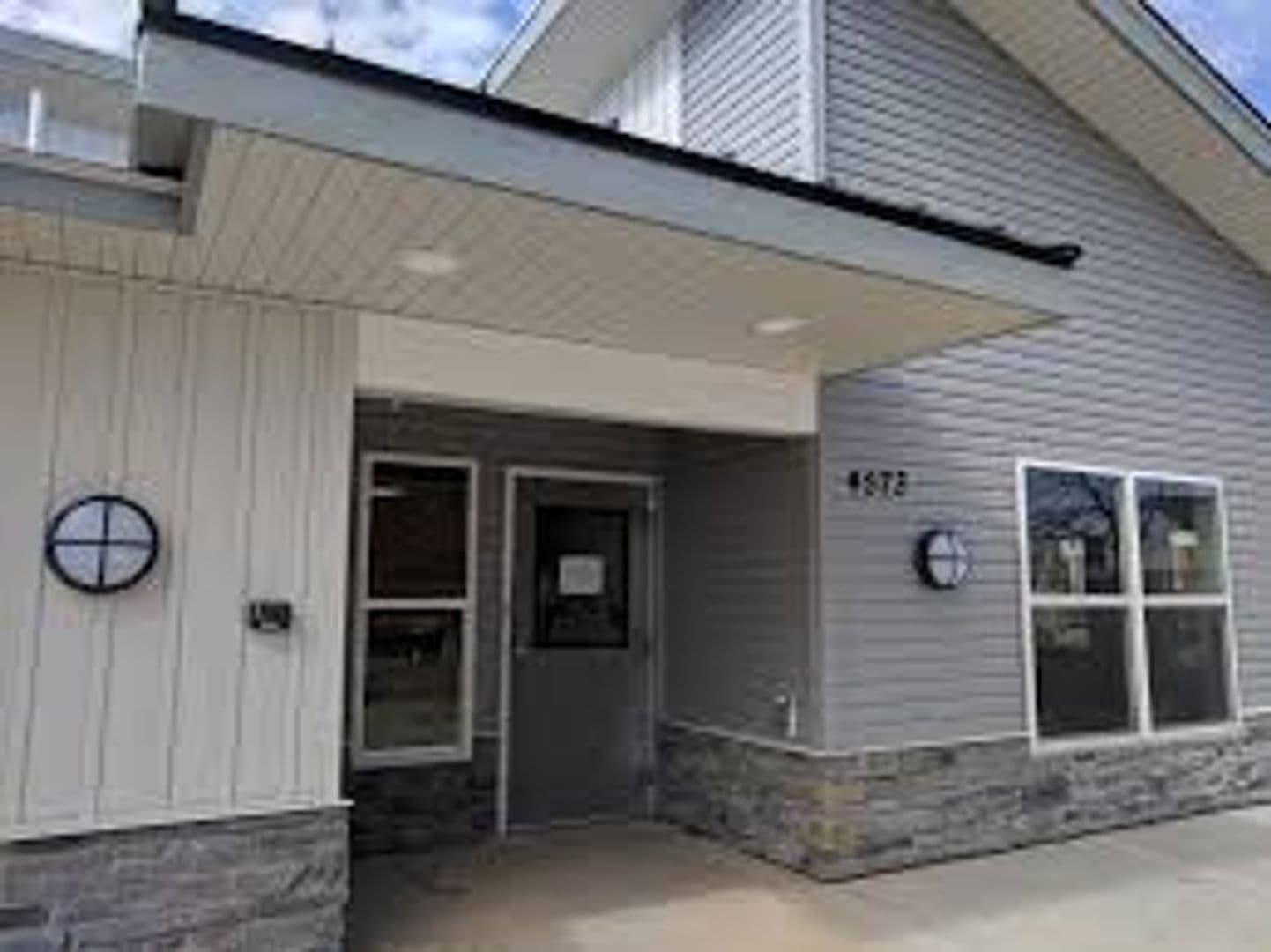 Columbus Apartment: 4573 Westport Rd.